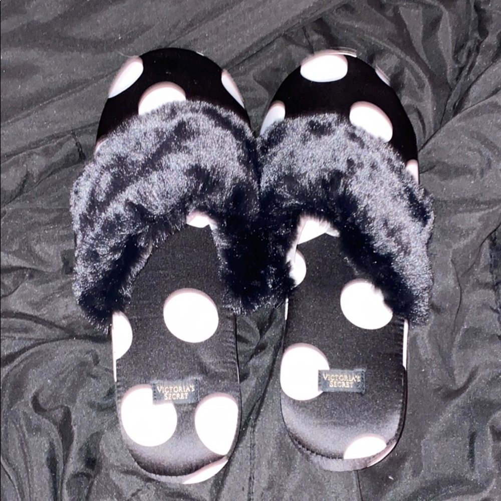 VS SLIPPERS‼️